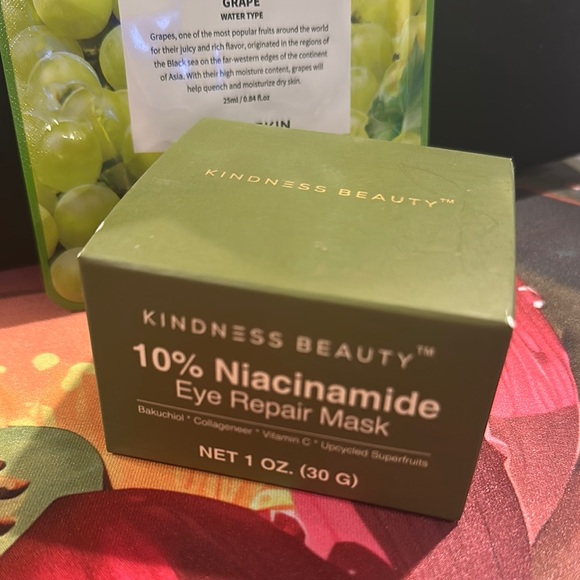 Green Eye Repair Mask - Picture 1 of 6